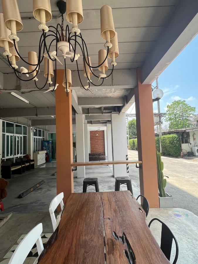 Papangkorn House Hotel Surat Thani Exterior foto